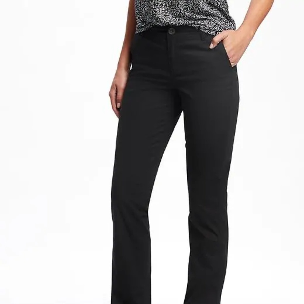 Old Navy Bootcut Everyday Khakis-Black